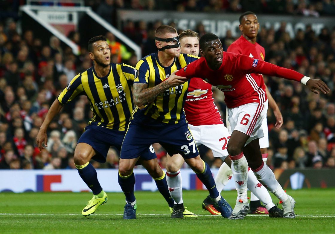 ManUnited mit Paul Pogba gegen Fenerbahce in der EL