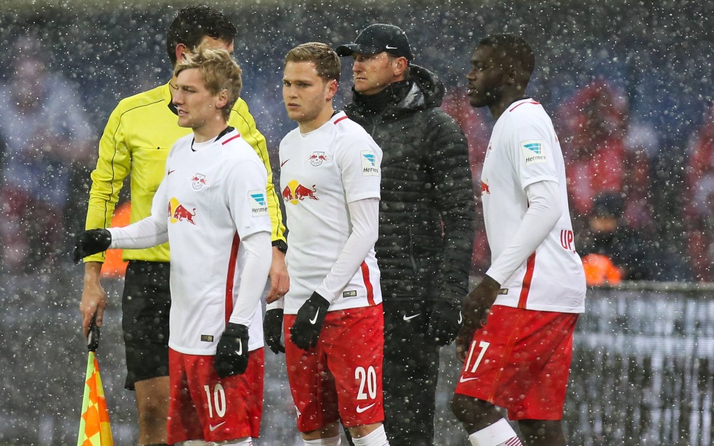 Trainer Ralph Hasenhüttl beim Testspiel RB Leipzig gegen Glasgow Rangers mit Emil Forsberg, Benno Schmitz und Dayot Upamecano