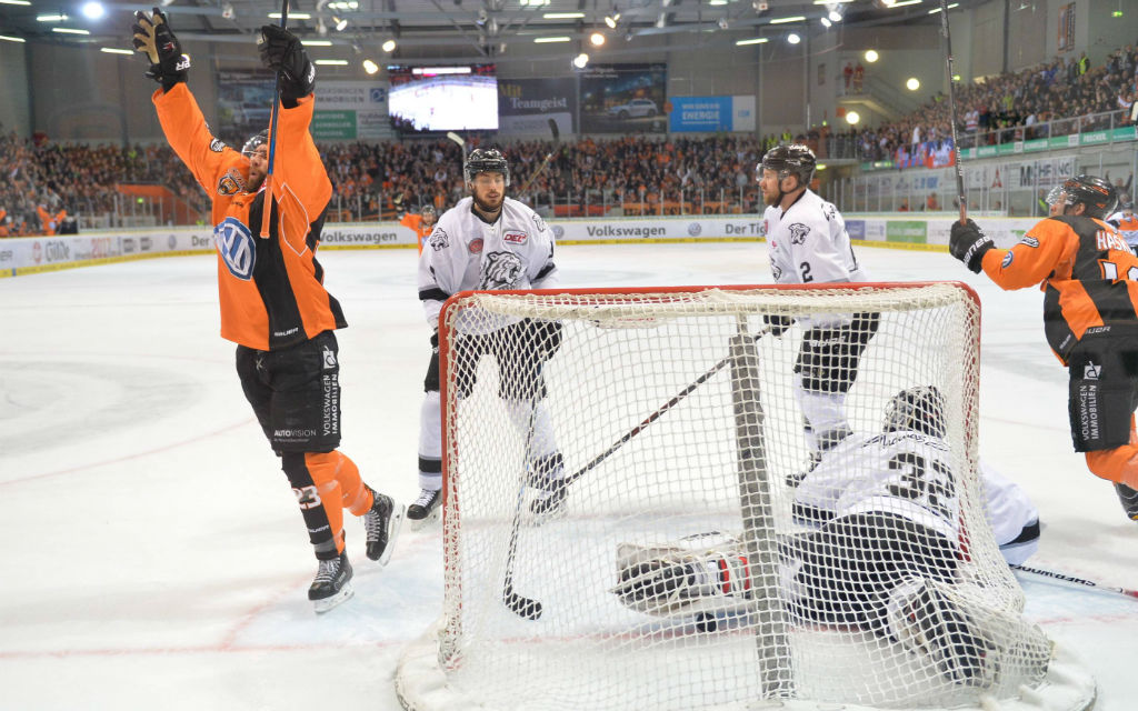 Die Ice Tigers kassierten bei den Grizzlys eine 3:5-Packung.