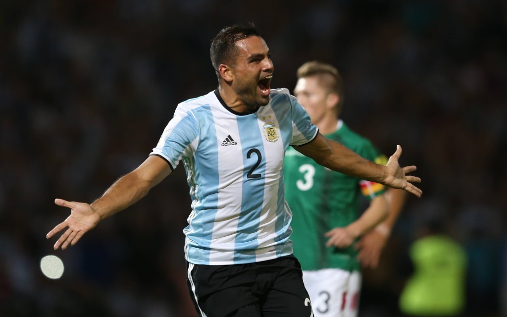 Gabriel Mercado feiert sein Tor in der WM-Qualifikation 2016 gegen Bolivien.