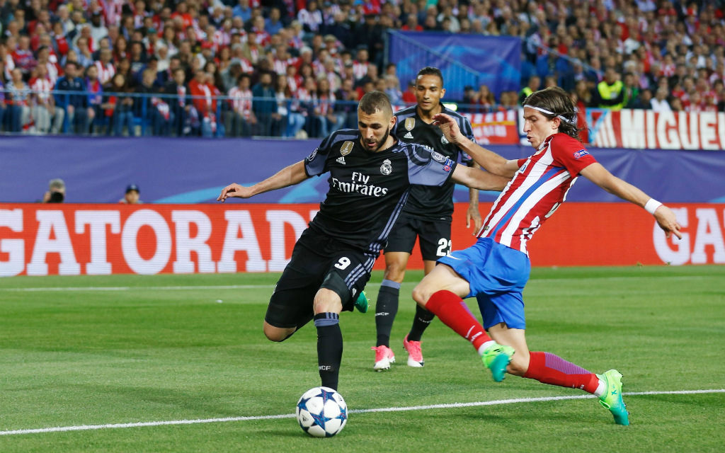 Imago/AFLOSPORT: Stoppt Atleticos Defensive um Filipe Luis (r.) Real Sturm mit Karim Benzema?