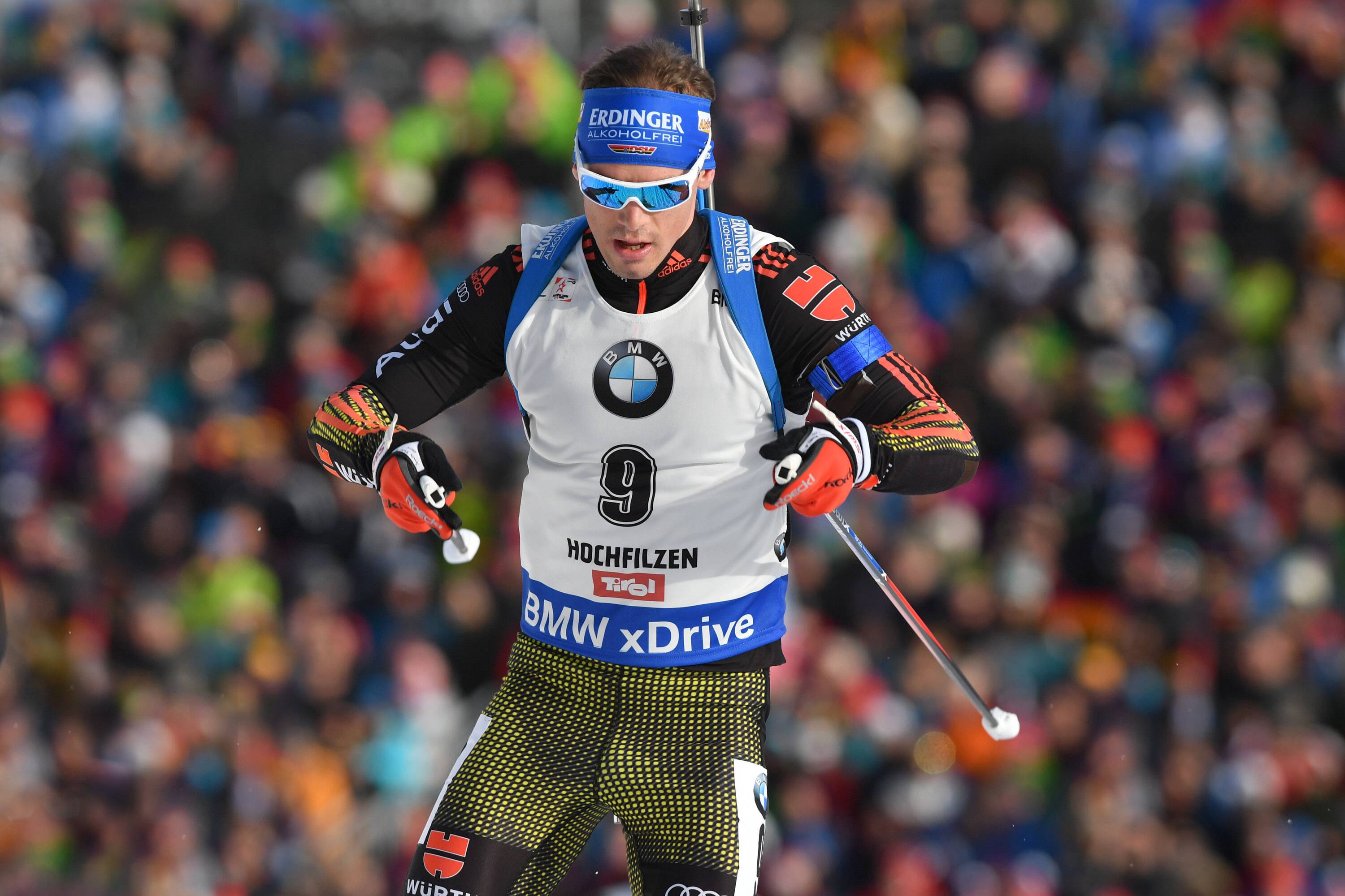 Vorschau Auftakt Biathlon Weltcup. Simon SCHEMPP (GER), Aktion,Einzelbild,angeschnittenes Einzelmotiv,Halbfigur,halbe Figur. 12,5km Verfolgung der Maenner am 12.02.2017, IBU Biathlon Weltmeisterschaft 2017 in Hochfilzen/Oesterreich Â *** Preview Biathlon World Cup Simon SCHEMPP GER Action Single-shot single-shot Half-figure half figure 12 5km Mens pursuit on 12.02.2017 2017 IBU Biathlon World Championship 2017 in Hochfilzen Austria