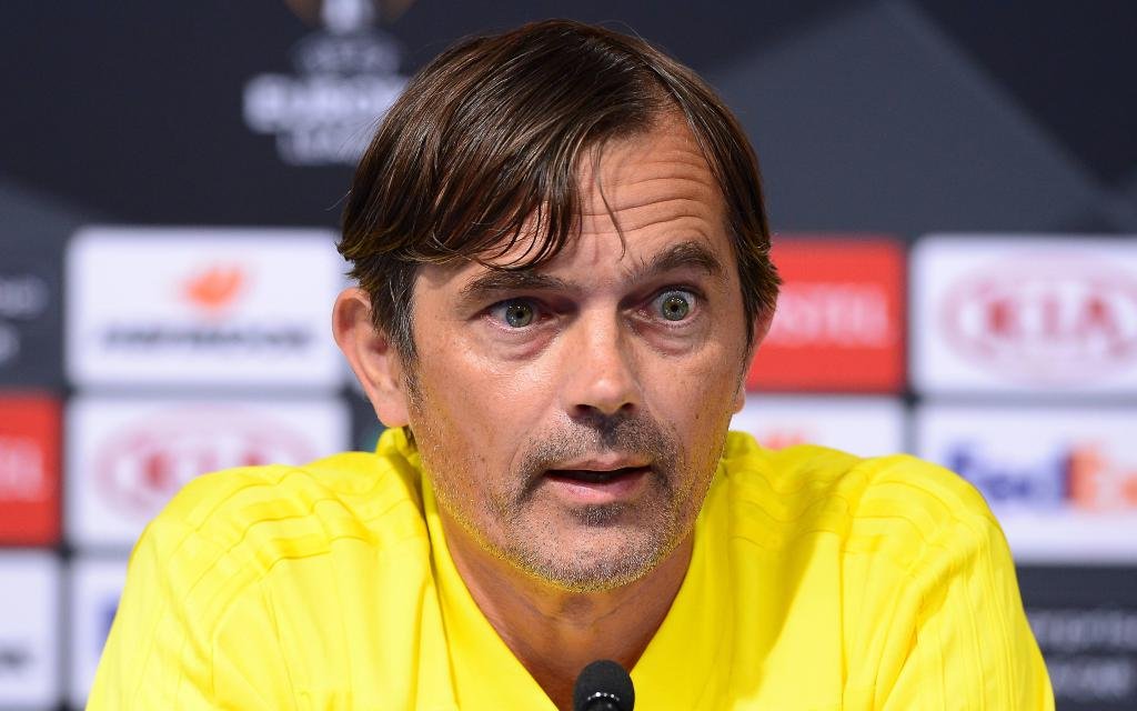 Phillip Cocu darf seinen Job behalten - noch