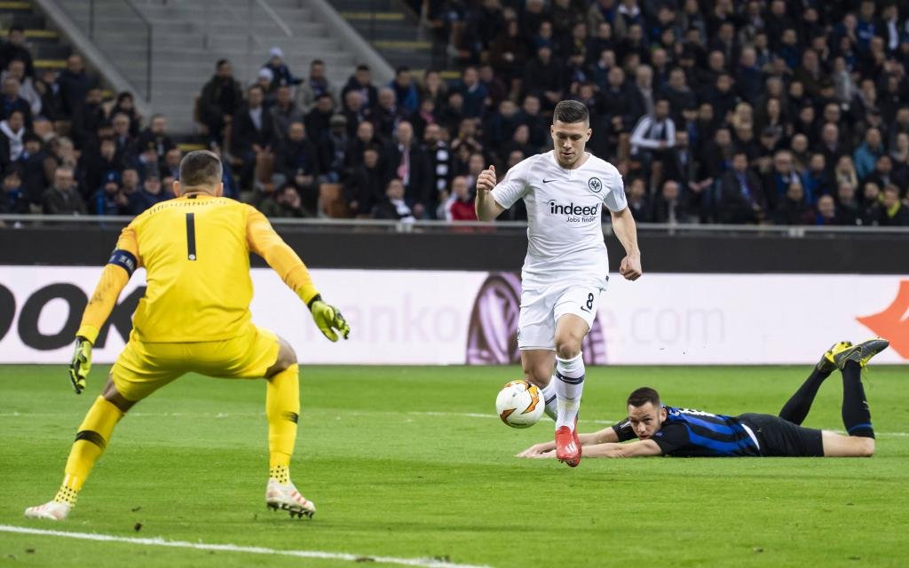 14.03.2019, xkvx, Fussball Europa League 1/8 Finale, Inter Mailand - Eintracht Frankfurt emspor, v.l. Goal scored, Tor zum 0:1 durch Luka Jovic (Eintracht Frankfurt)