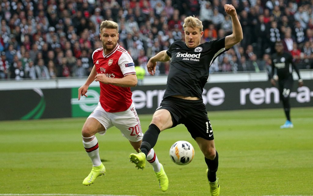 Frankfurt, Germany 18.09.2019, UEFA Europa League - 2019/20 Season, Gruppenphase, Gruppe F, 1. Spieltag, Eintracht Frankfurt - Arsenal London, Shkodran Mustafi London und Martin Hinteregger Frankfurt im Zweikampf