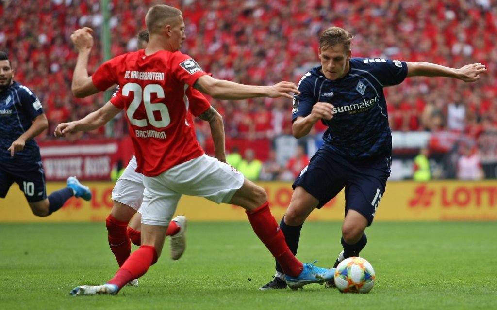 01.09.2019, xklex, Fussball 3.Liga, 1.FC Kaiserslautern - Waldhof Mannheim emspor, v.l. Janik Jay Bachmann (1.FC Kaiserslautern) Max Christiansen (SV Waldhof Mannheim)