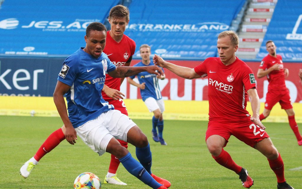 Rostock Deutschland 23.06.2020 Fussball 3.Liga FC Hansa Rostock - 1.FC Kaiserslautern v.li: Nicolas NARDEY HRO, Carlo SICKINGER und Alexander NANDZIK