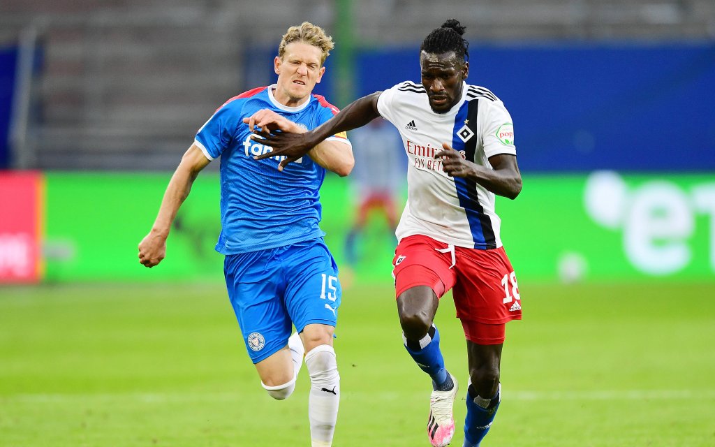 Fussball v.l. Johannes van den Bergh, Bakery Jatta HSV Hamburg, 08.06.2020, Fussball 2. Bundesliga, Hamburger SV - Holstein Kiel Hamburg