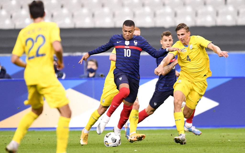 KYLIAN, MBAPPE, FRA, 04, ILLIA, ZABARNYI, UKR, Fussball, FOOTBALL, Frankreich, France, vs, Ukraine, Ukraine, Match, freundlich, Amical, 07, 10, 2020, FEP, Panoramic, 2020, quer, 2020, 2021, Foot, Frankreich, France, fff, fifa, Fussball, football, stade, de, france, uefa, Nationalteam