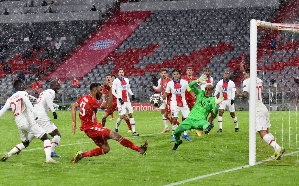 Bayern Muenchen gegen Paris St. Germain 2-3 am 07.04.2021 in Muenchen Torchance Eric Maxim Choupo-Moting Bayern Muenchen