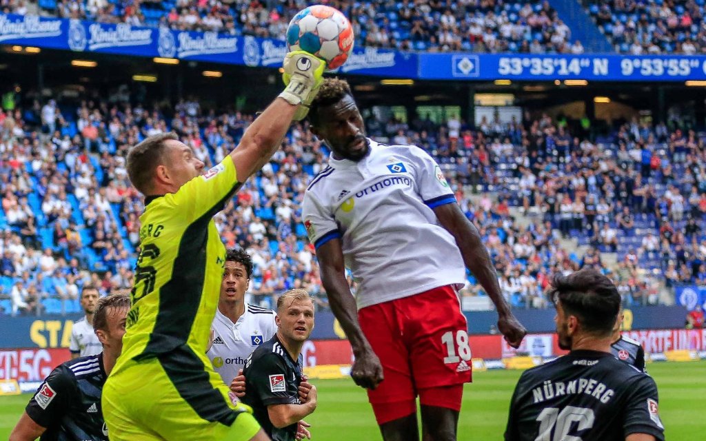 26 Christian Mathenia FC N Bakery Jatta HSV Deutschland , Hamburg , Volksparkstadion , 2. Fussball Bundesliga , Hamburger SV - 1 FC Nürnberg