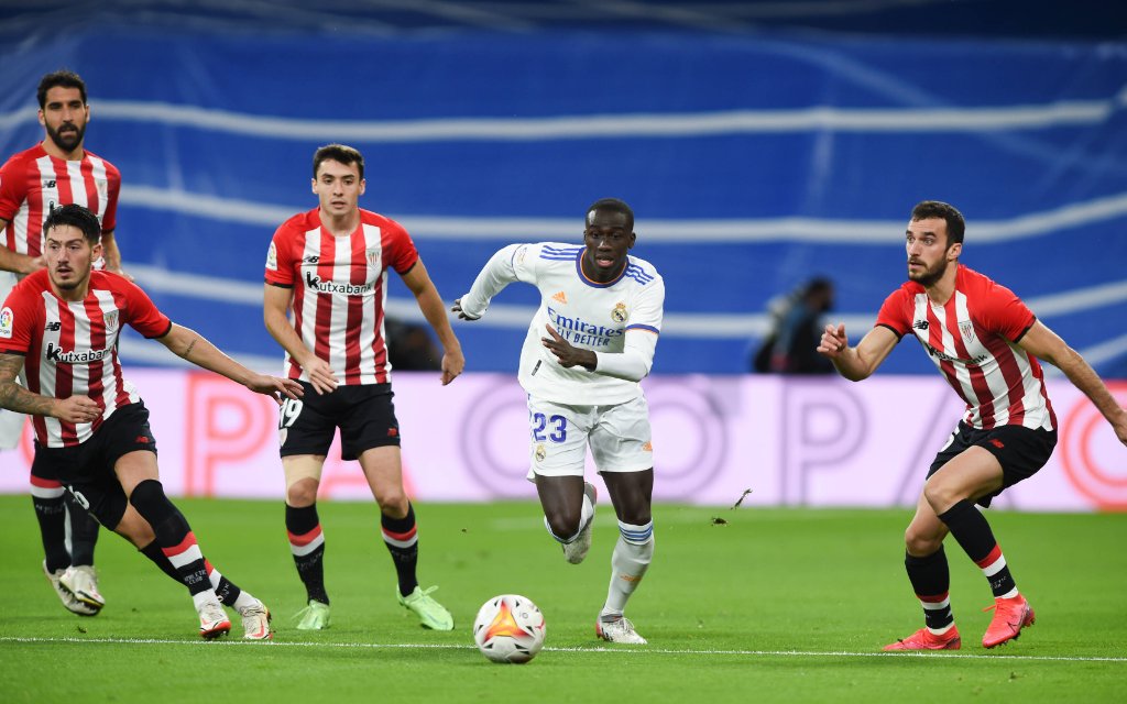 211202 -- MADRID, Dec. 2, 2021 -- Real Madrid s Ferland Mendy 2nd R competes during a Spanish first division league football match between Real Madrid and Athletic Club Bilbao in Madrid, Spain, Dec. 1, 2021