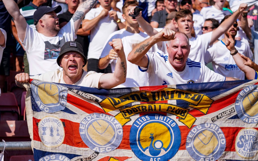 Southampton v Leeds United Premier League 13/08/2022. Leeds United fans celebrate their first goal during the Premier League match between Southampton and Leeds United at the St Mary s Stadium