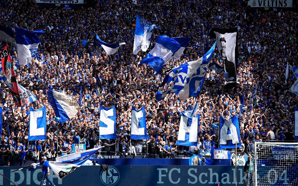 Feiern die Fans auf Schalke gegen Hoffenheim den zweiten Saisonsieg?