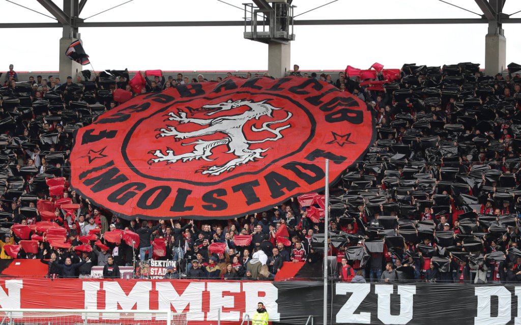 2. Bundesliga - Fußball - FC Ingolstadt 04 - SV Wehen Wiesbaden - Fankurve - Choreo - Banner 2. Bundesliga - Fußball - FC Ingolstadt 04 - SV Wehen Wiesbaden - 2018/2019