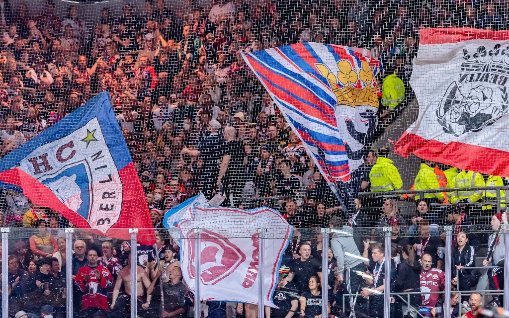 Eisbären Berlin – EHCRed Bull München, Freitag, 19:30 Uhr